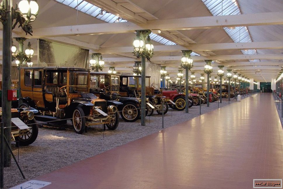 Musée des voitures rétro à Mulhouse