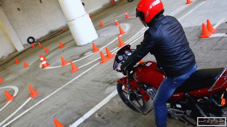 comment obtenir un permis de moto