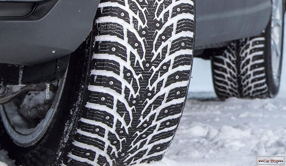 Meilleurs pneus d'hiver pour les VUS
