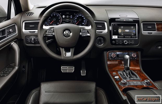 Volkswagen Touareg revendique un intérieur cher et élégant