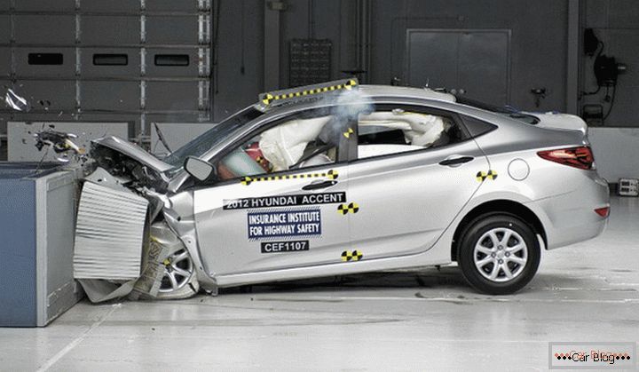 Nouveau crash test de Hyundai Solaris