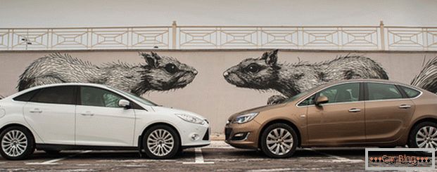 Ford Focus et Opel Astra - des voitures qui occupaient souvent des positions de leader dans les ventes