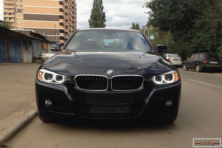 BMW 3 génération avec kilométrage