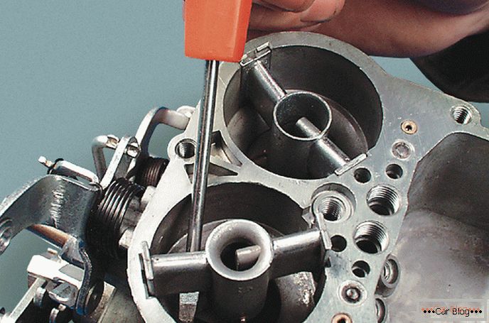 Réglage du moteur du carburateur VAZ 2109