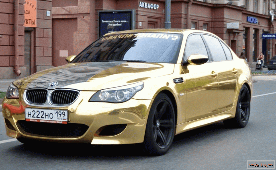 BMW Sports Série 5 Gold