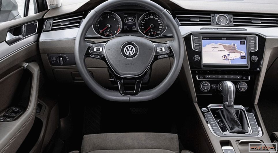 Заказы на новый Volkswagen Passat уже принимаются